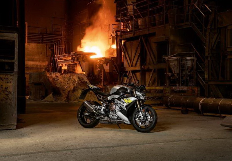 2021 BMW S1000R