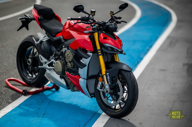 Ducati Street Fighter V4S