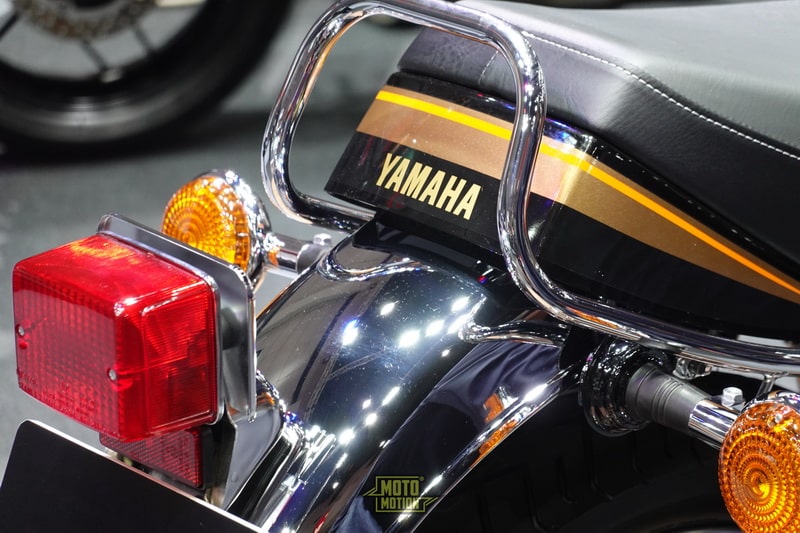 Yamaha SR400