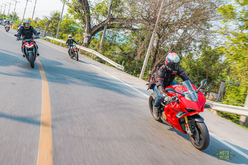 Ducati Panigale V4S