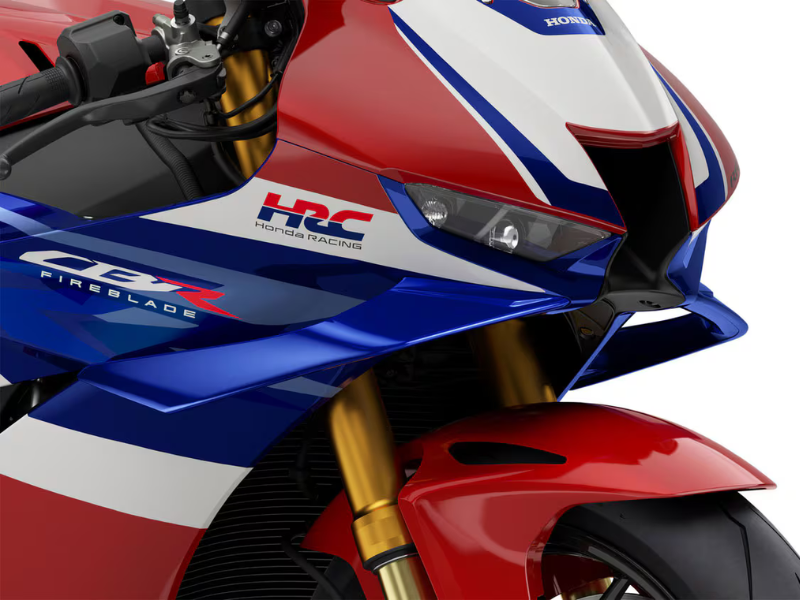 2025 CBR 1000 RR-R Front