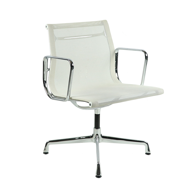 Refurbished Vitra Eames 108 Vergaderstoel