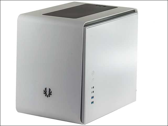 BitFenix Phenom Case Review 9 BitFenix Phenom Case Review 8