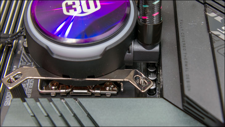 Cooler Master MasterLiquid PL360 FLUX Review 99