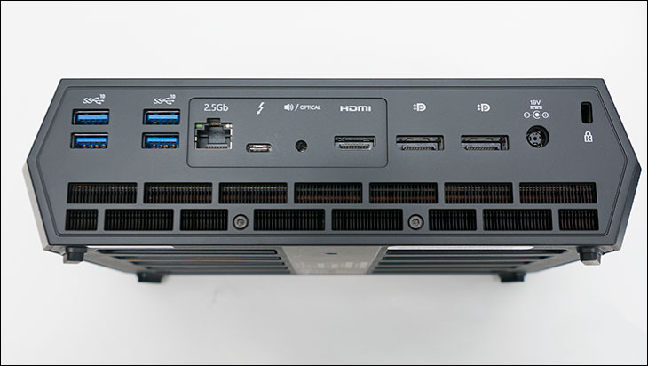 Intel 12th Generation NUC Review 170