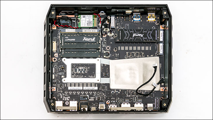 Intel 12th Generation NUC Review 180