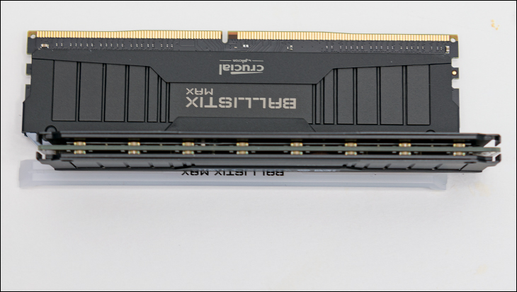 Ballistix MAX RGB 16GB Kit DDR4-4000 Review 140