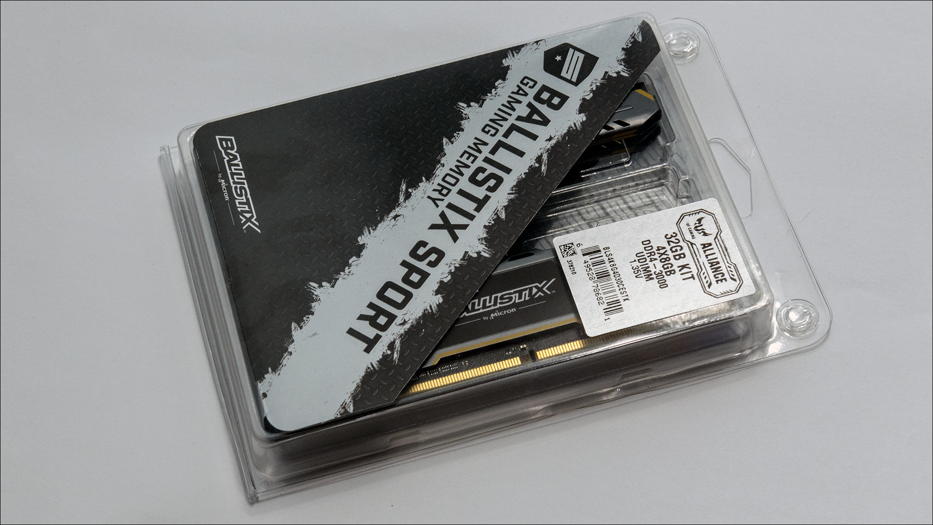 Ballistix SPORT AT DDR4-3000 Review 512