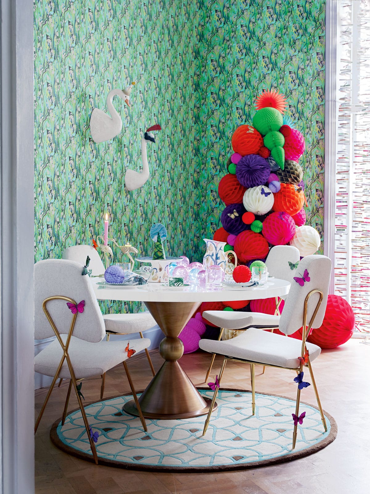 Ditsy Table Setting DDL: The Season For Stylish Table Settings - SA Decor & Design