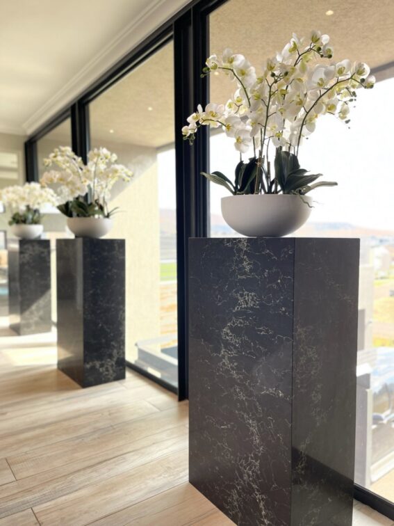 Maphisa-residence-lounge-window-display Maphisa-residence-lounge-window-display