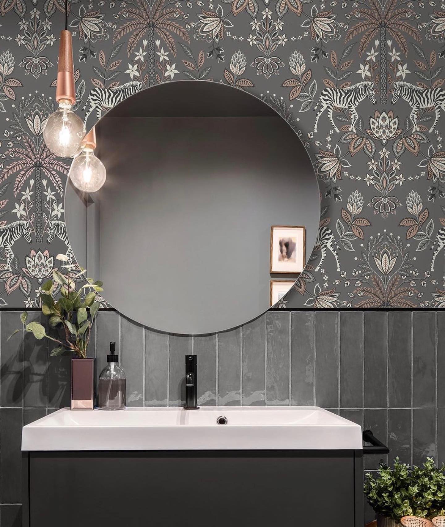 Wallpaper Inn: 4 Fun Ways With Wallpaper In Your Bathroom - SA Decor ...