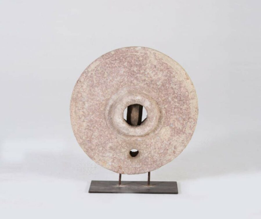 ring-sandstone-on-stand-dia47cm-sml ring-sandstone-on-stand-dia47cm-sml
