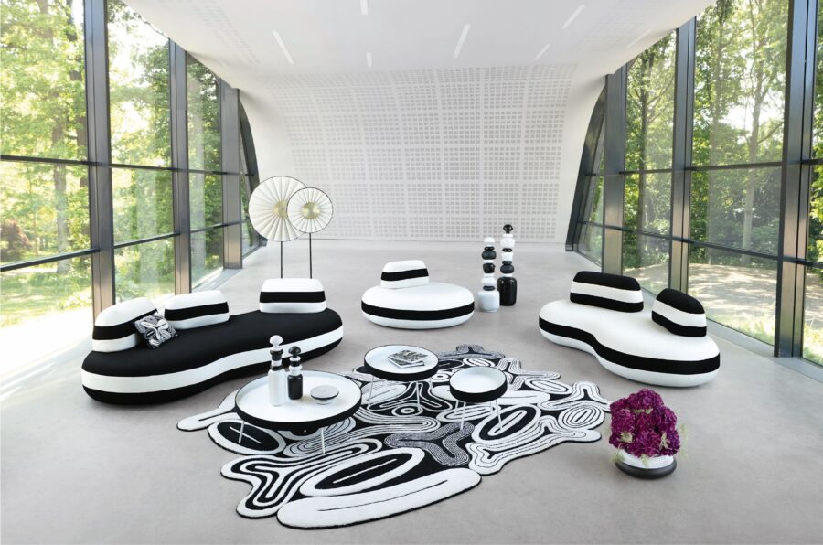 A nod to luxuryBoldly black and white, this quasicinematic version by Joana Vasconcelos is the height of elegance