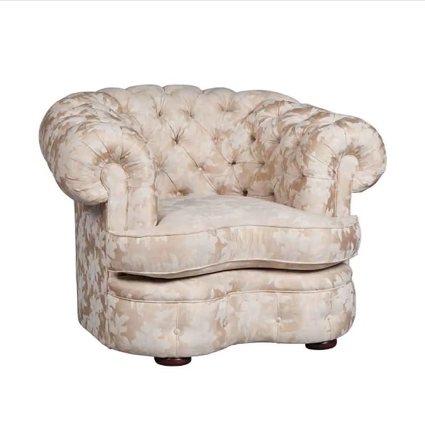 kidney-chair-diamond-buttoned kidney-chair-diamond-buttoned