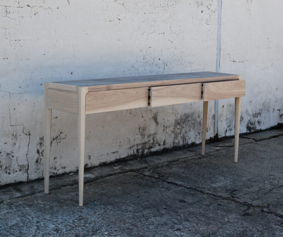 jb-furniture-oryx-server-three-drawer-angle jb-furniture-oryx-server-three-drawer-angle