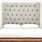 deep-button-headboard-close-up deep-button-headboard-close-up