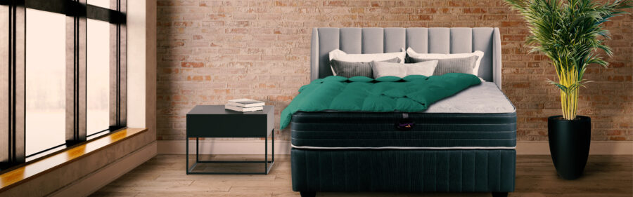 slumberland-lifestyle-bedroom-settings-green-duvet