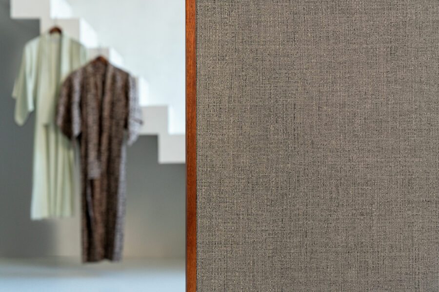 eshanima-fabrics-vescom-textile-wallcovering-ladon-grey