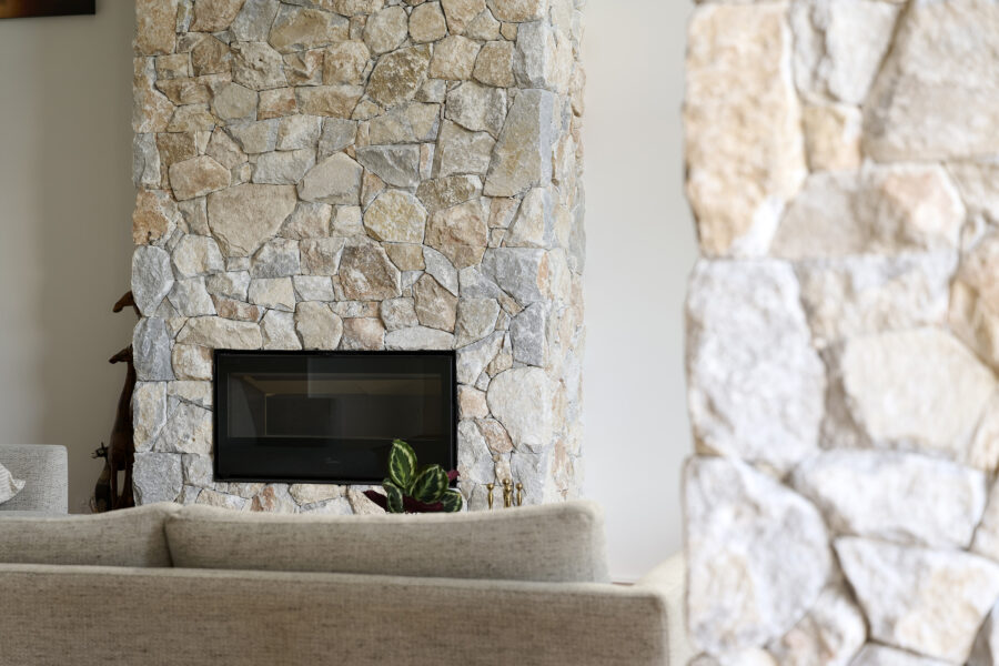 lacunza-built-in-fireplace