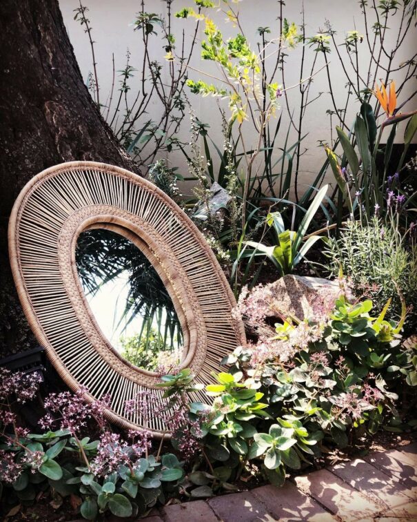 moyo-fine-arts-woven -mirror