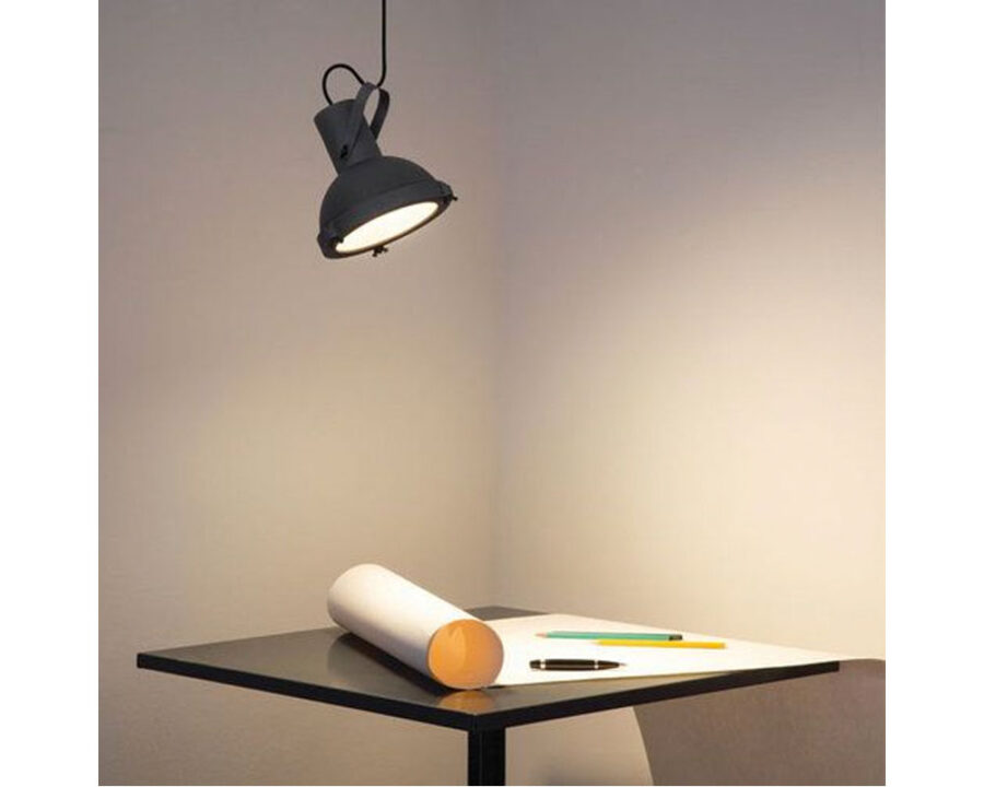 true-design-projecteur-pendant-desk true-design-projecteur-pendant-desk