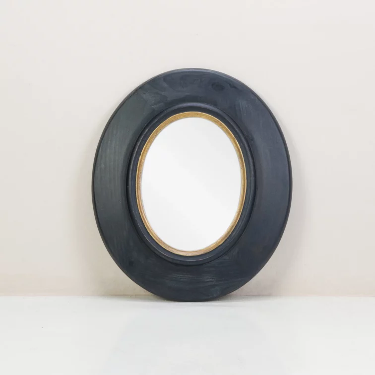 atmosphere-oval-mirror atmosphere-oval-mirror