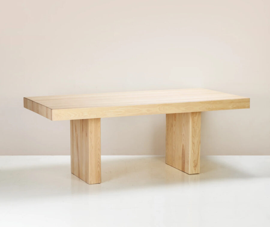 Leo-Dining-Table Leo-Dining-Table
