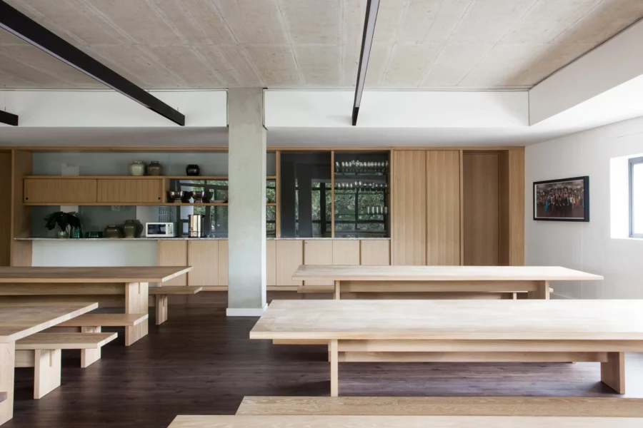 Tonic-Projects-Corporate-M_CSaatchiAbel Tonic-Projects-Corporate-M_CSaatchiAbel