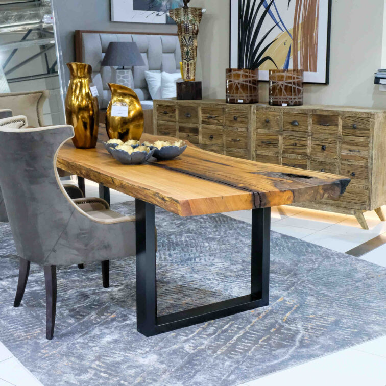 Matumi-Dining-Table Matumi-Dining-Table