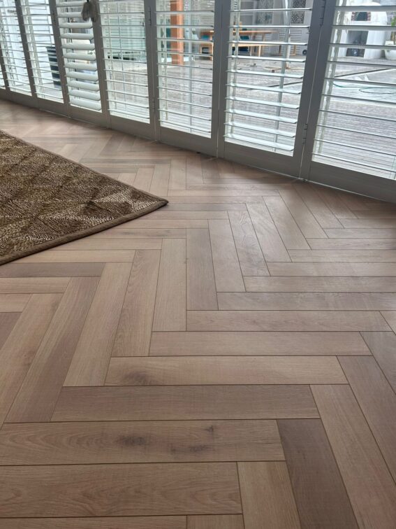 laminate-authentic-herringbone-flooring laminate-authentic-herringbone-flooring