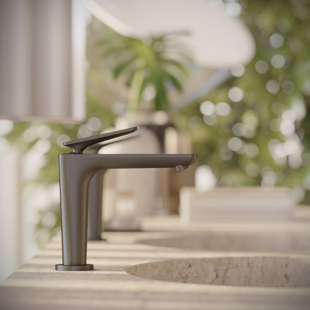 axor-citterio-c-distinguished-by-its-slender-verticality-soft-and-sensuous-form