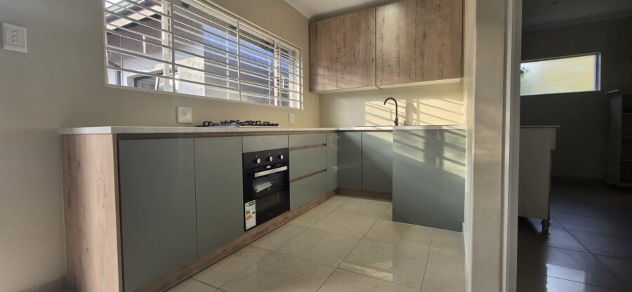 oakmont-kitchens-oakmont-kitchens-kitchens-and-cabinets-in-johannesburg-5 oakmont-kitchens-oakmont-kitchens-kitchens-and-cabinets-in-johannesburg-5