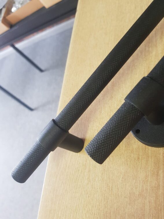 press-up-industries-21825-21826-knurled