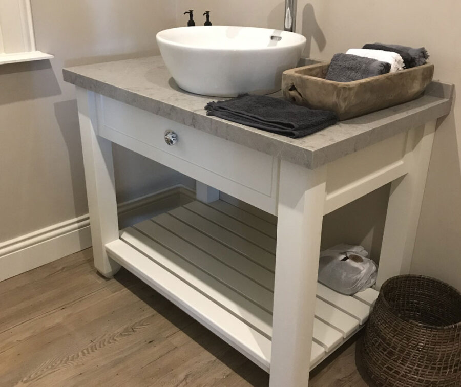 maribi-vanity-single