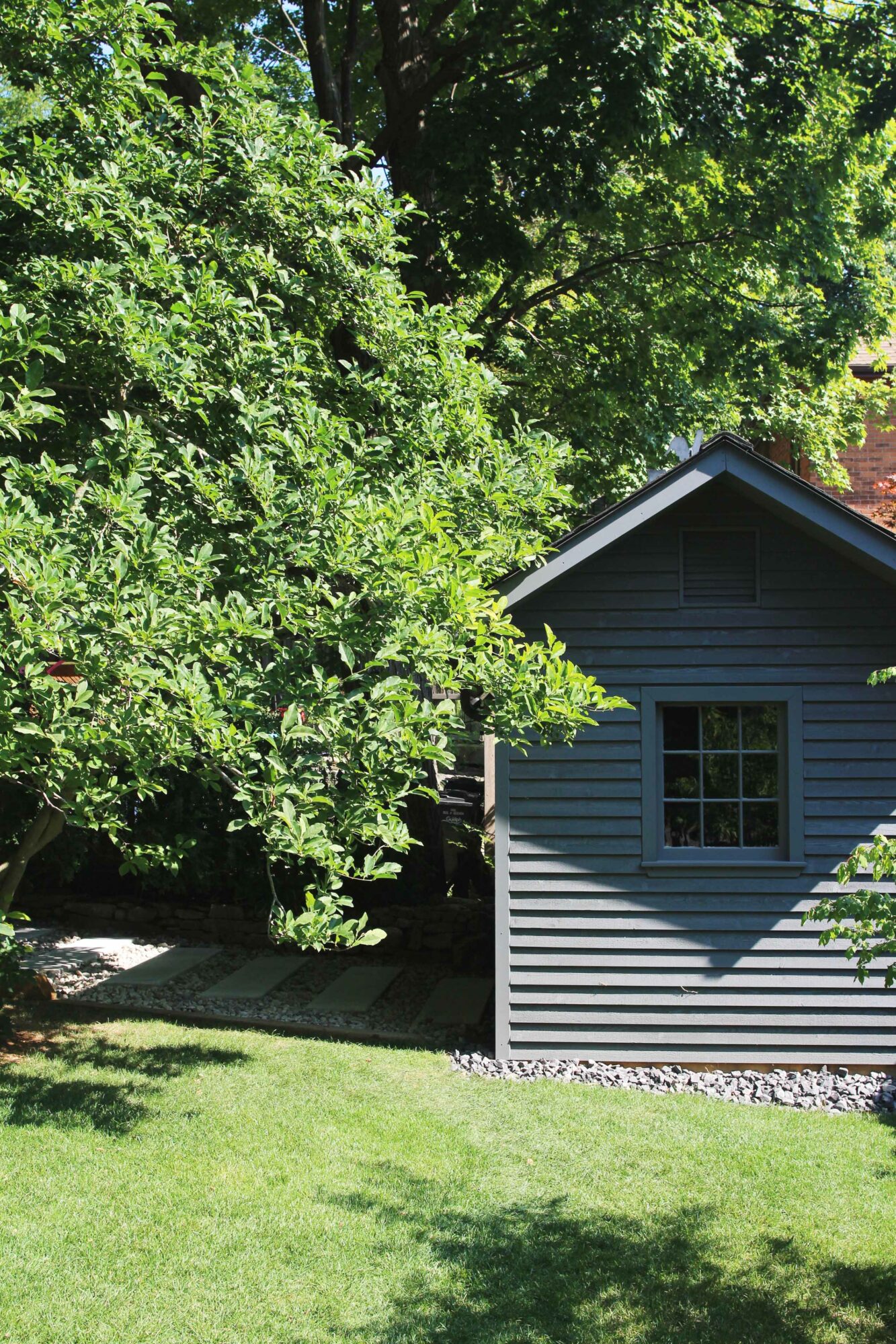 DECK MAKEOVER {Before & After}