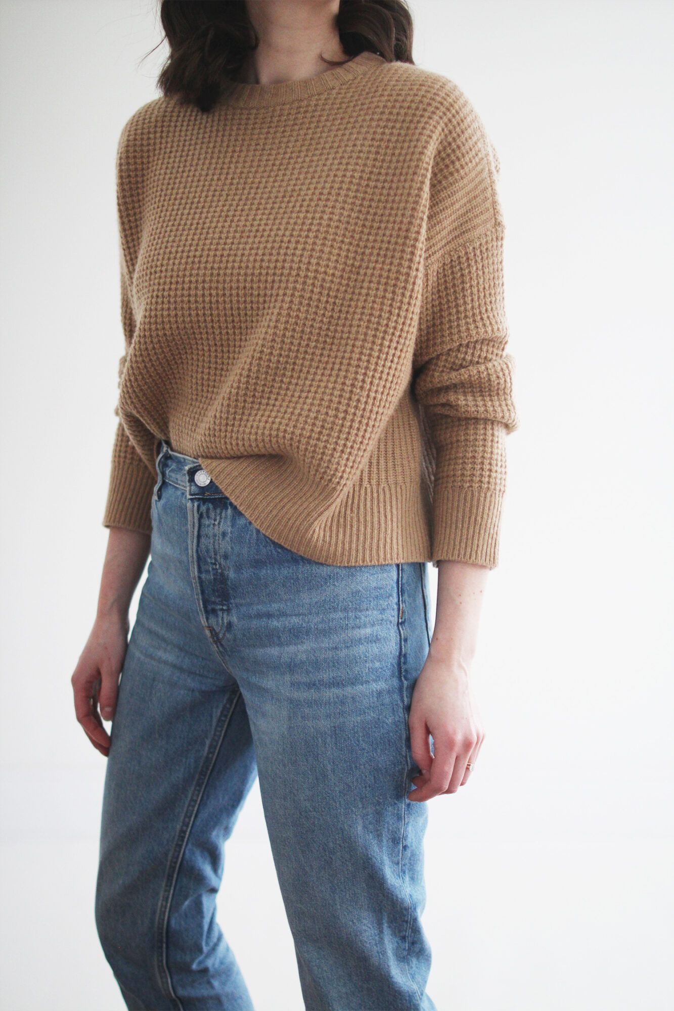 The Side Sweater Tuck - Style Bee