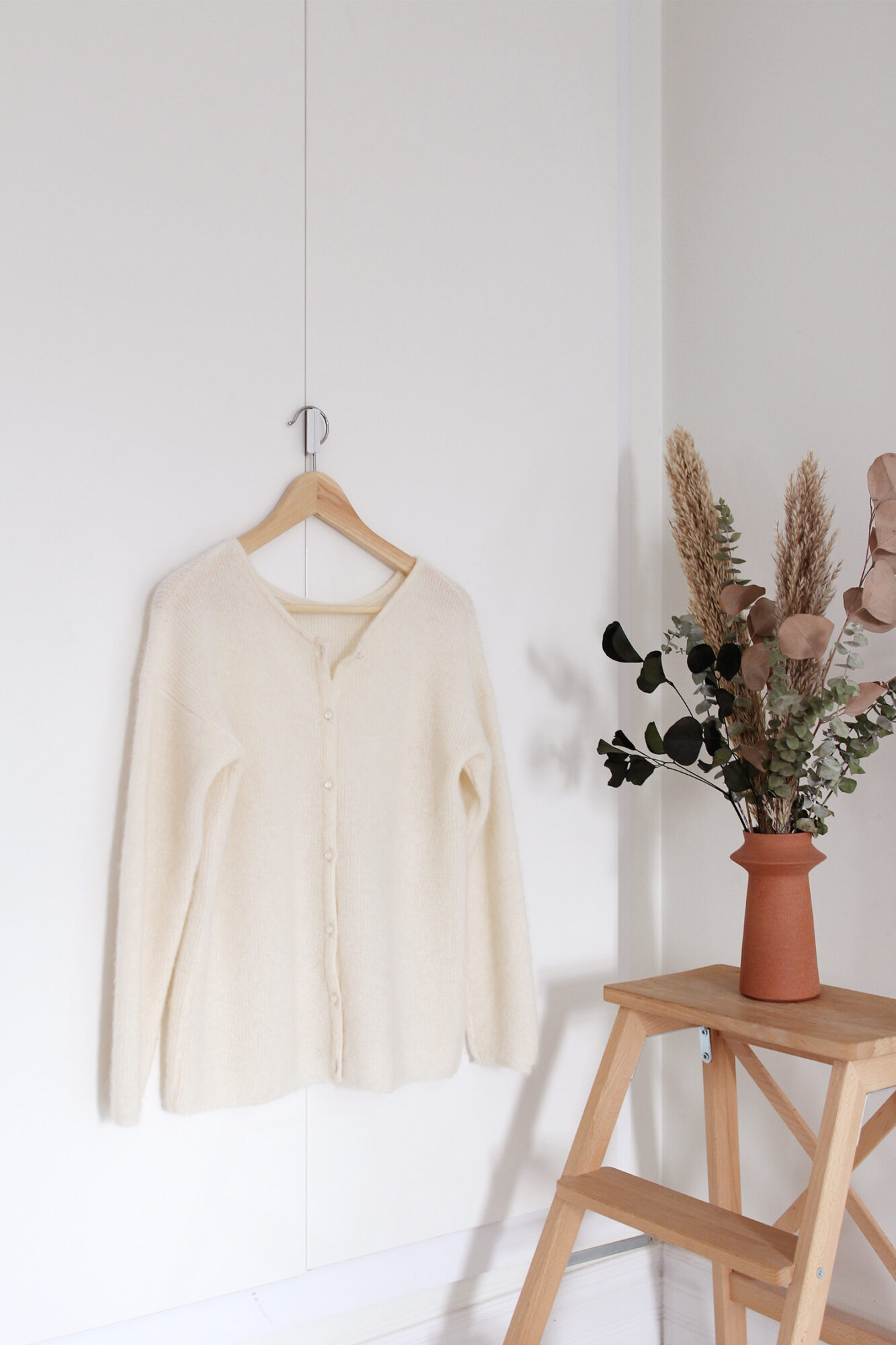 Gaspard Cardigan - Light Beige - Super kid mohair - Sézane