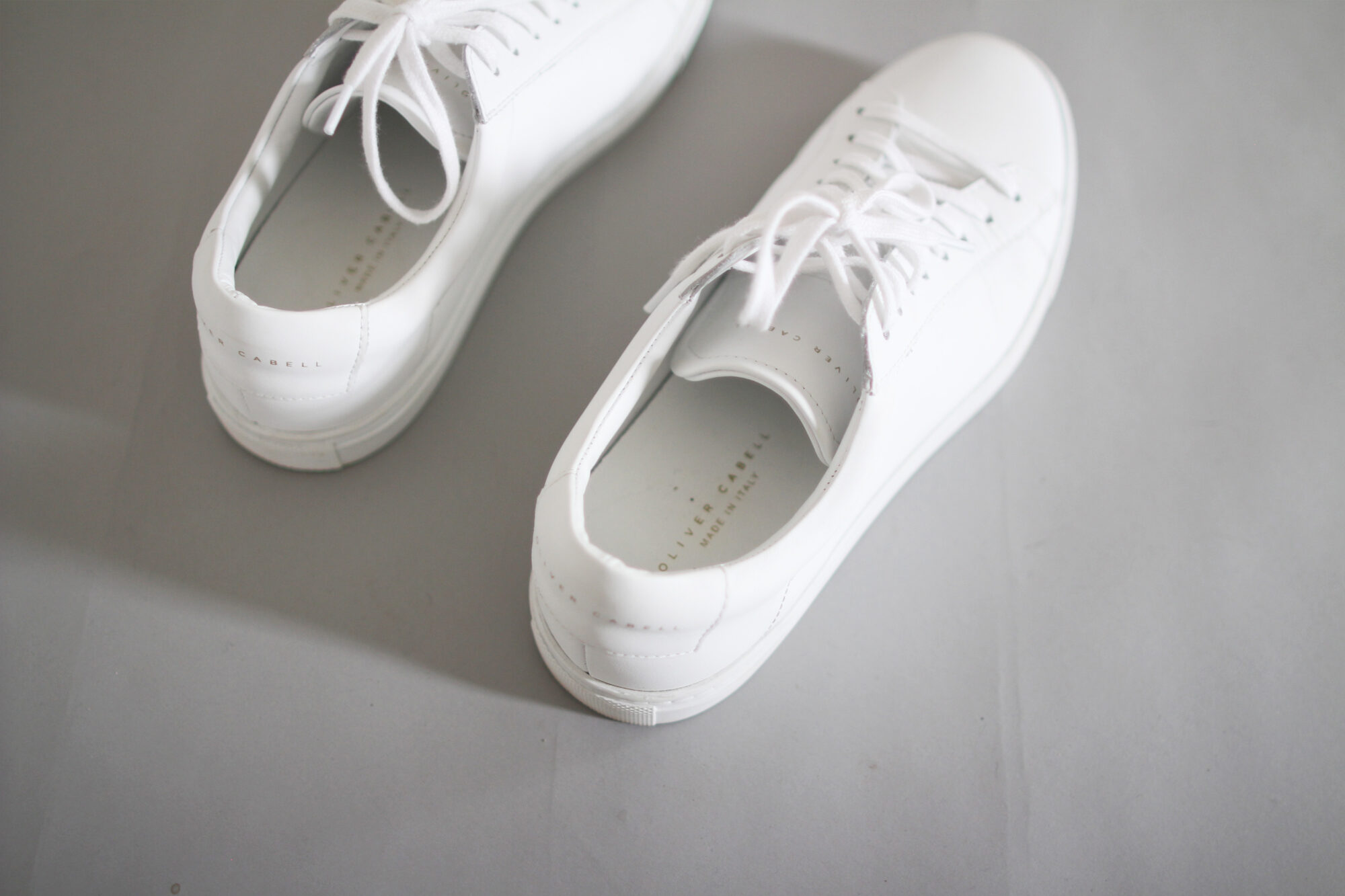 Ultimate White Leather Sneakers Guide - Oliver Cabell