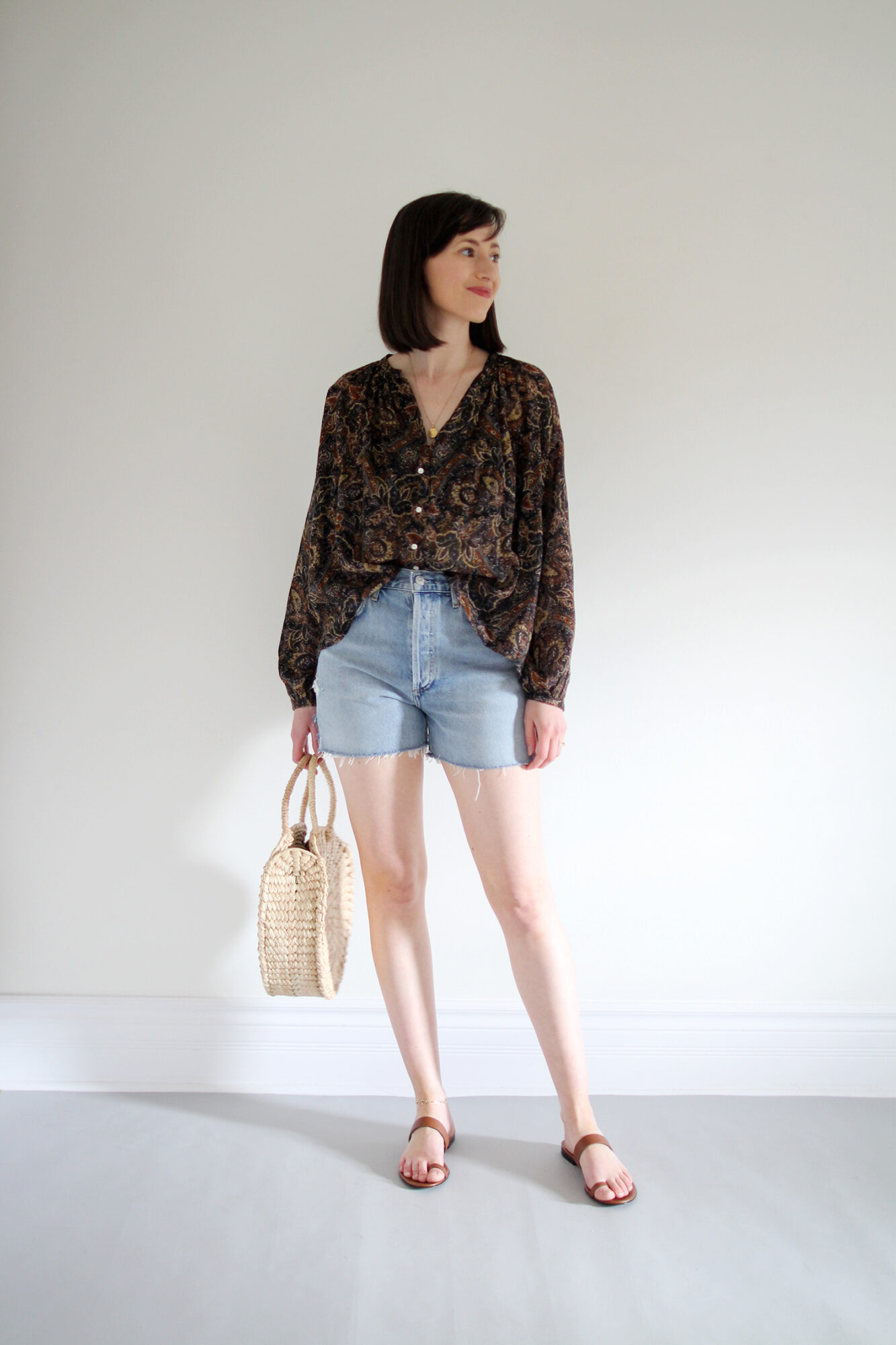 Style Bee - Theme of the Week - Shorts