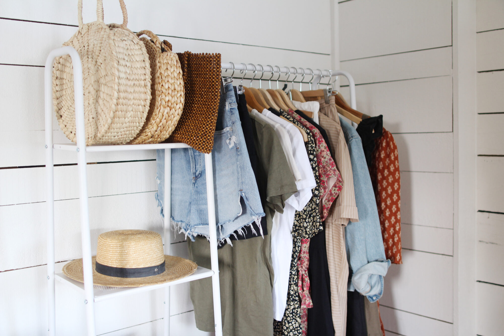 Style Bee - How to Conduct a Closet Audit