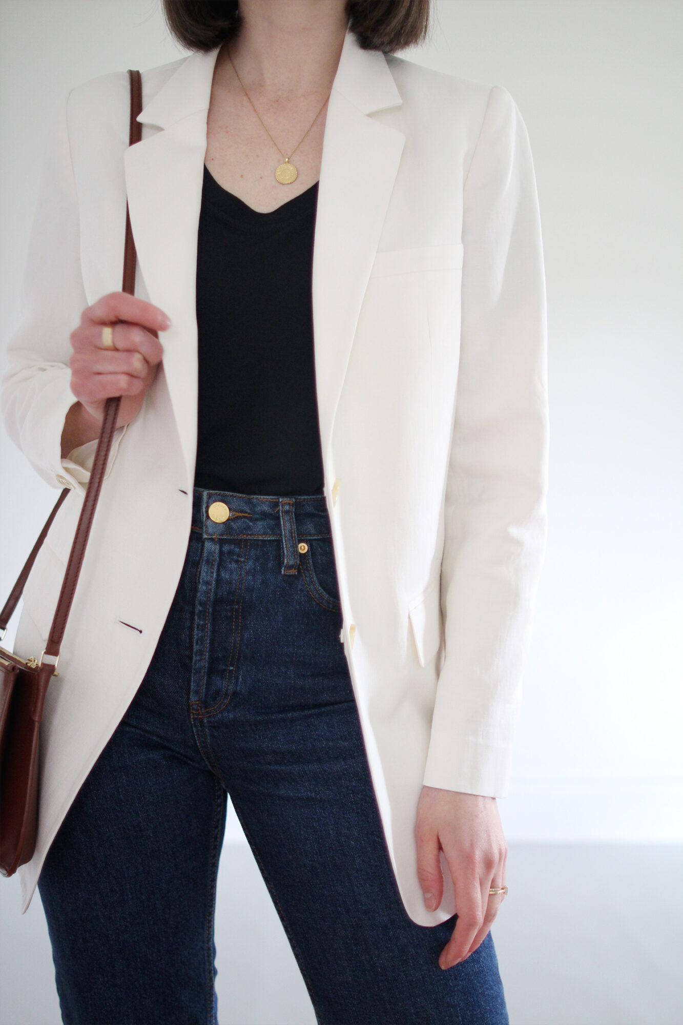 Style Bee - White Blazer & Blue Jeans