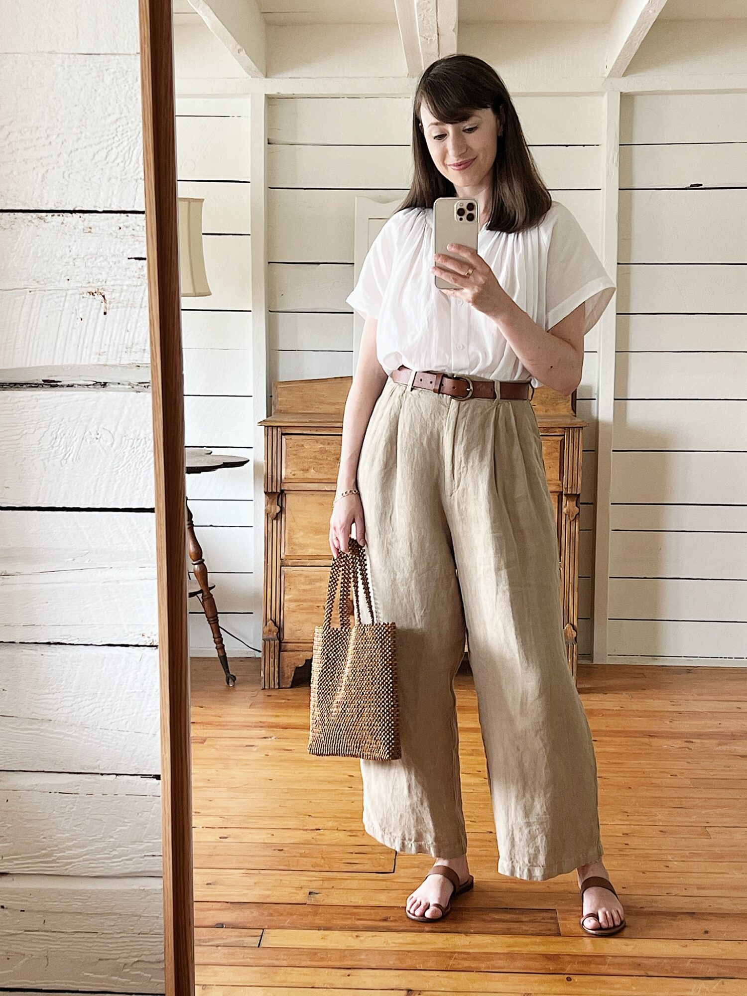 LINEN TROUSERS AND A SUMMER BLOUSE - Style Bee