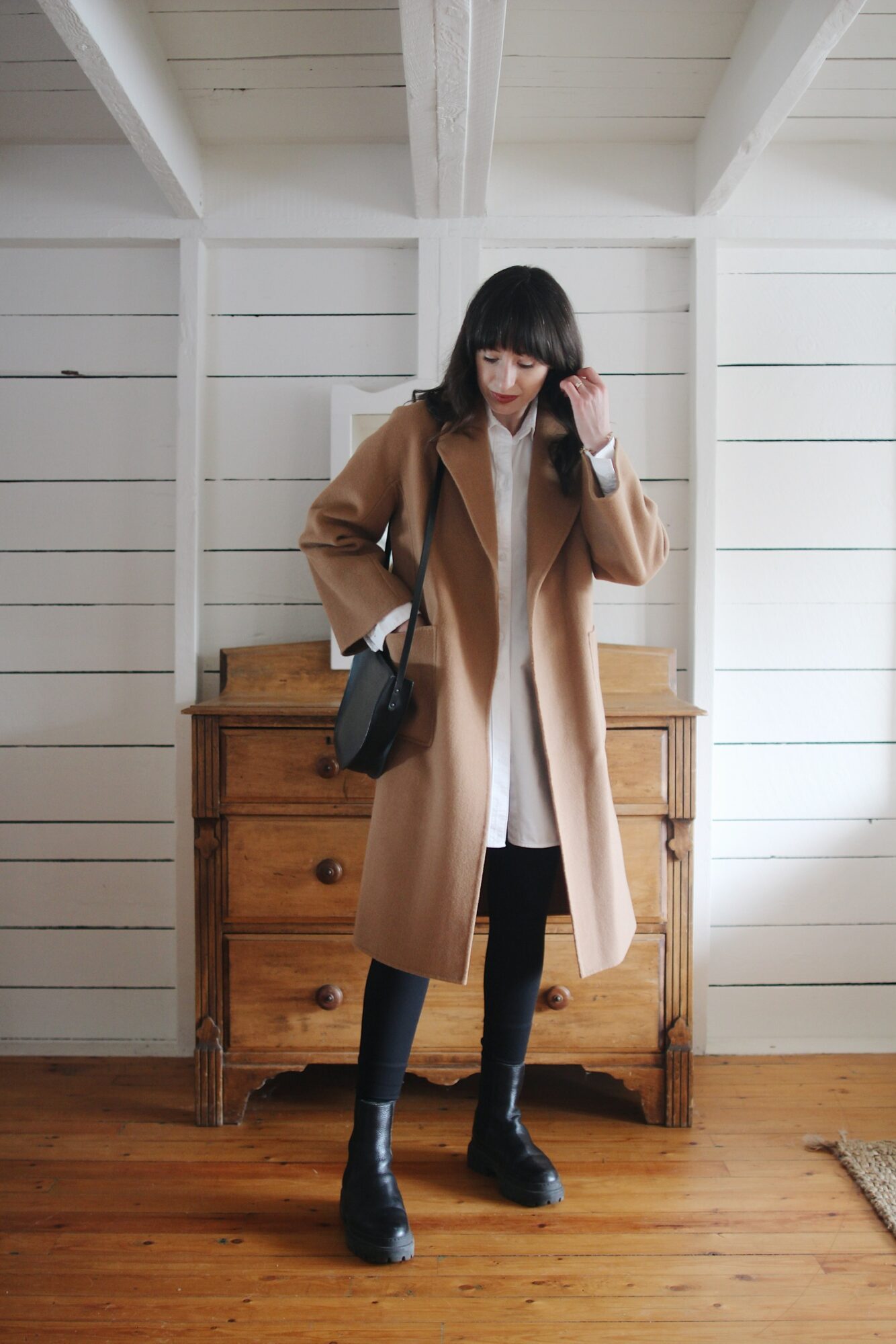 OVERSIZE WHITE SHIRT, LEGGINGS, CAMEL COAT AND CHUNKY BOOTS