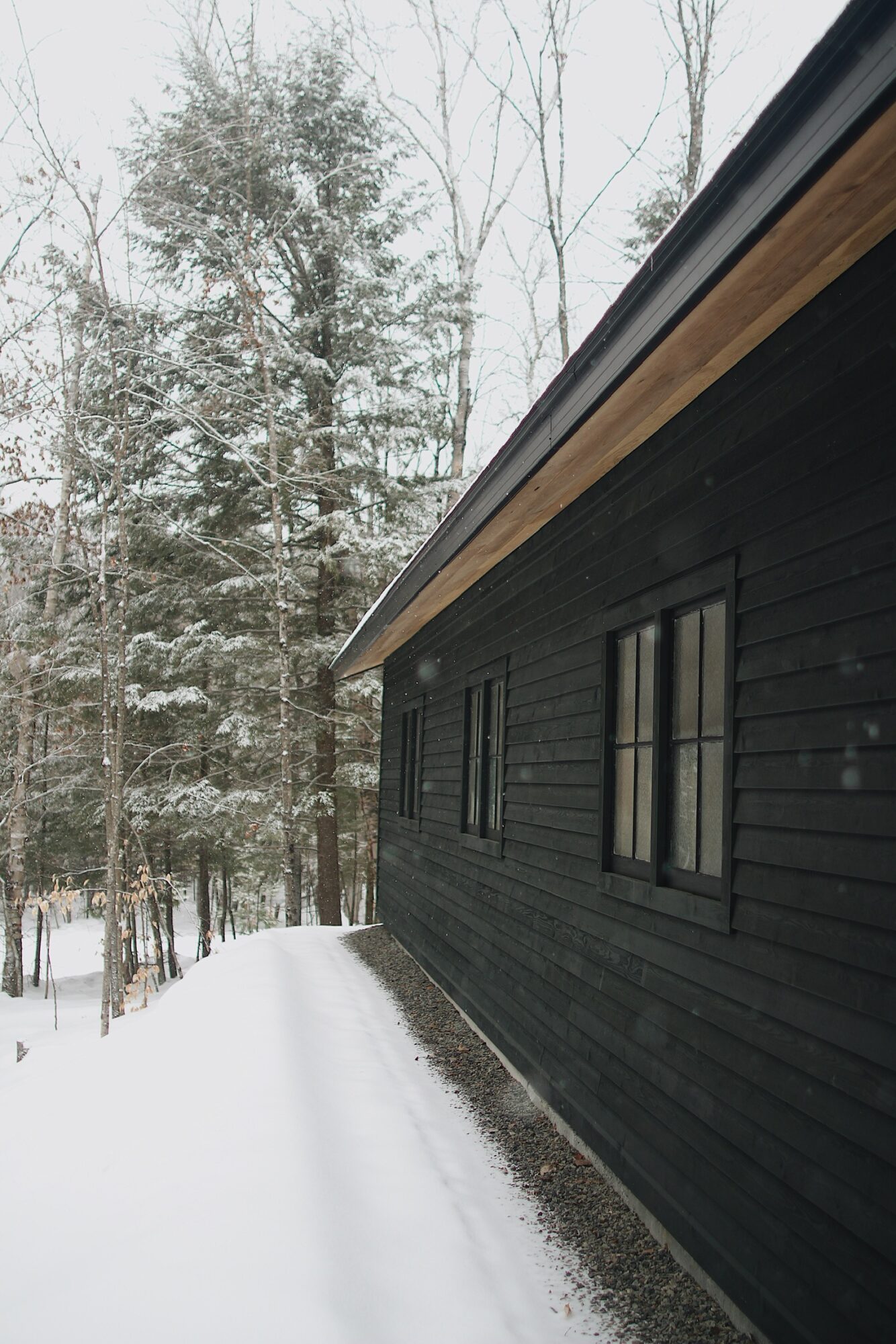 STYLE BEE - STEEP HILL COTTAGE GARAGE REVEAL