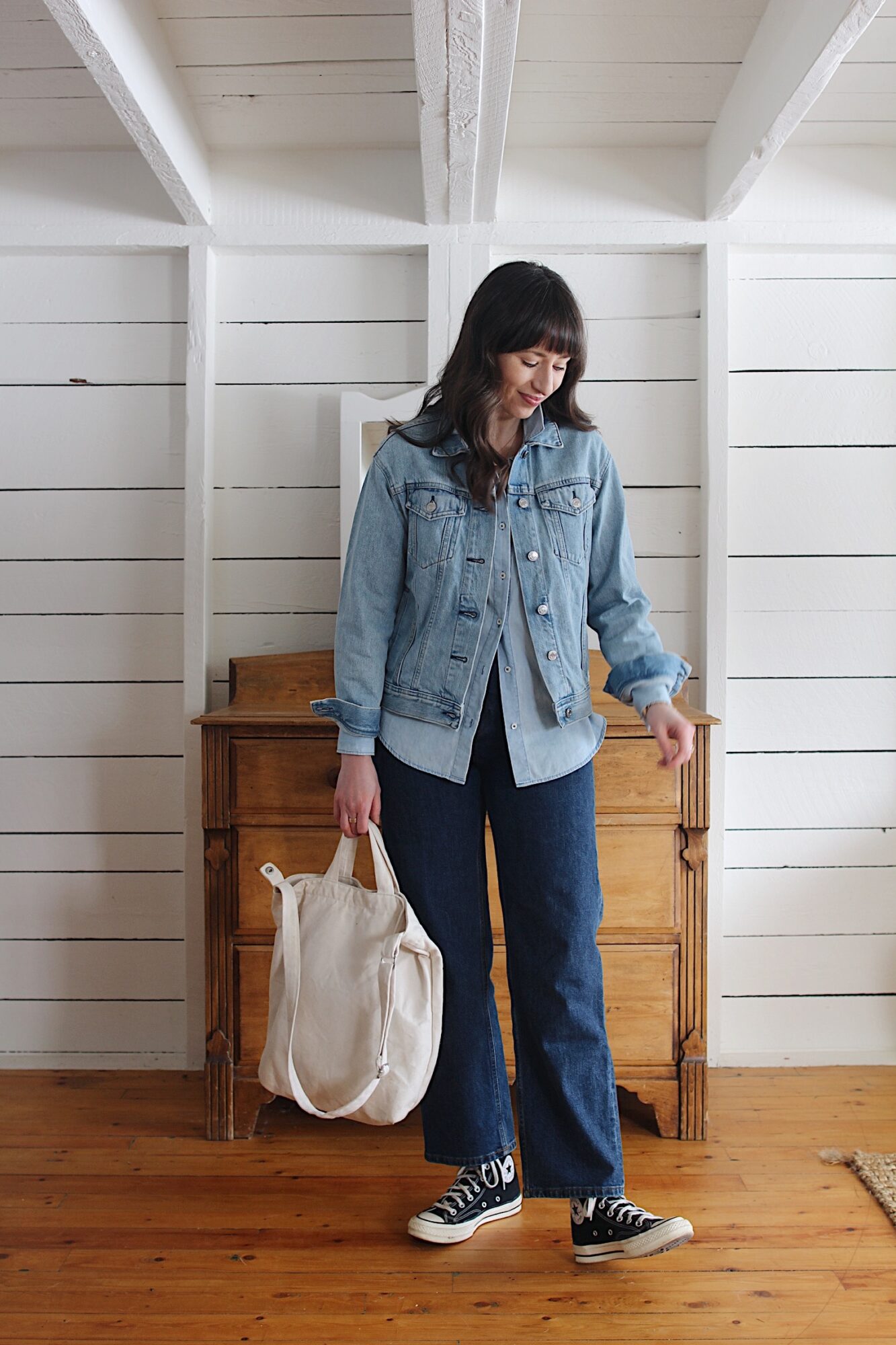 Style Bee - DENIM JACKET, CHAMBRAY SHIRT, STRAIGHT LEG JEANS AND CONVERSE HIGH TOPS