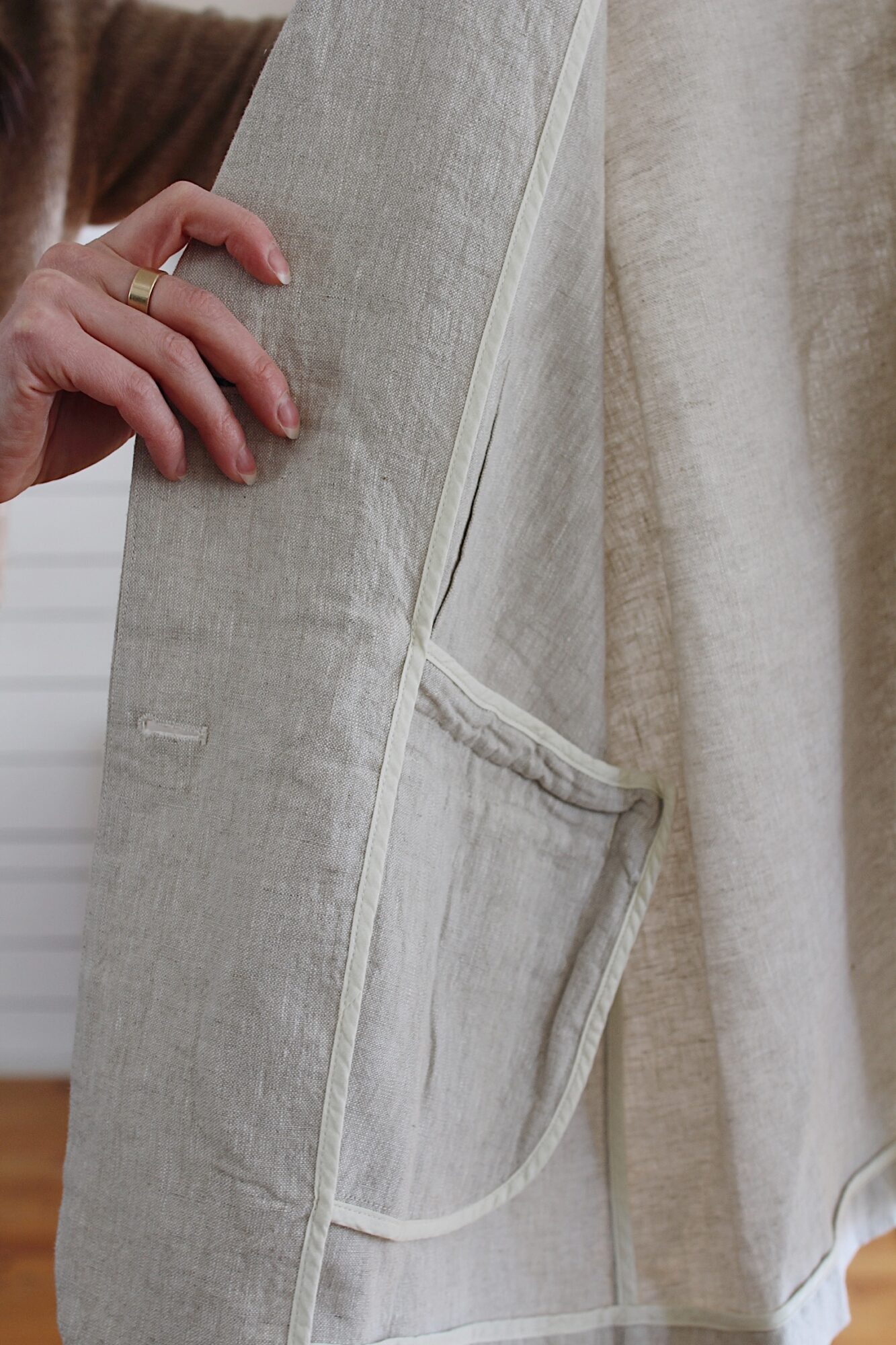 Style Bee - The Linen Blazer - A Spring Staple For Under $100