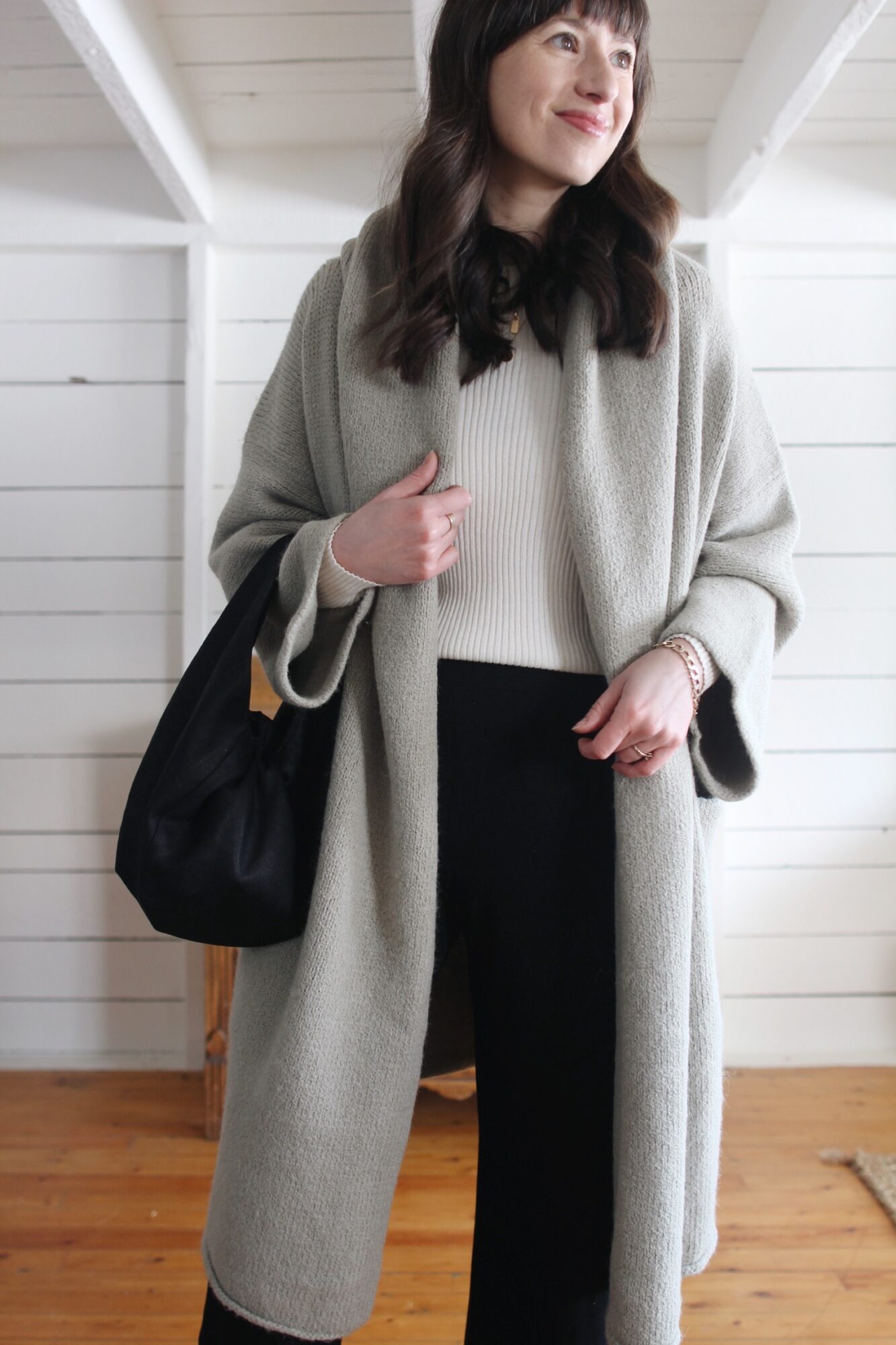 Style Bee - CAPOTE COAT, RIB KNIT, LOUNGE PANTS, CONVERSE AND A KNOT BAG