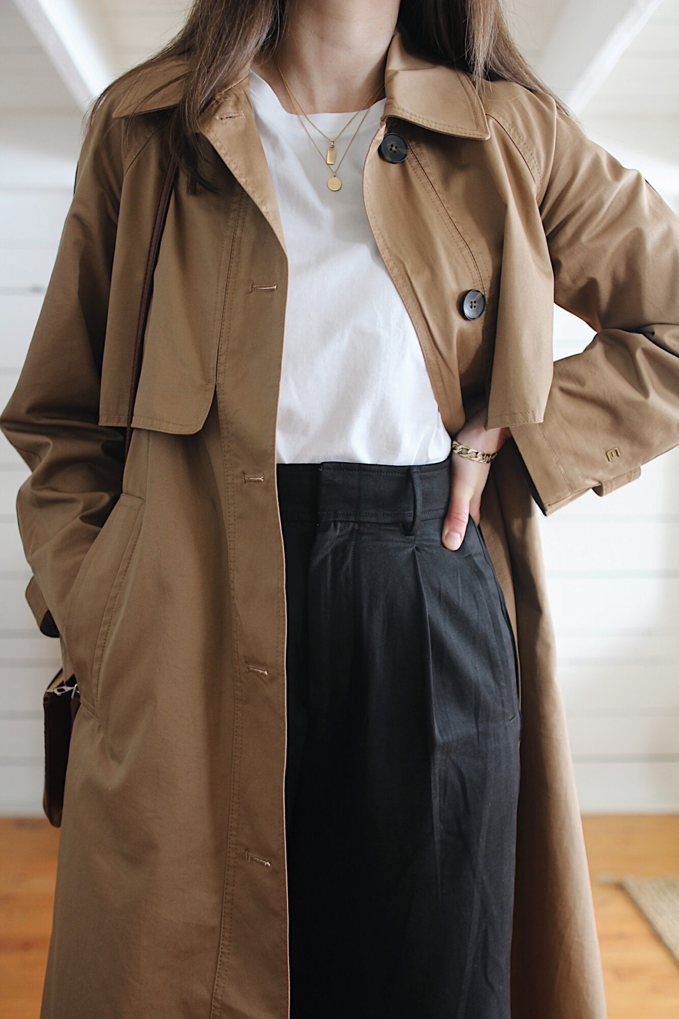 Work-Outfit Idea: Olive Pants, Take Two. How to Untuck + STILL