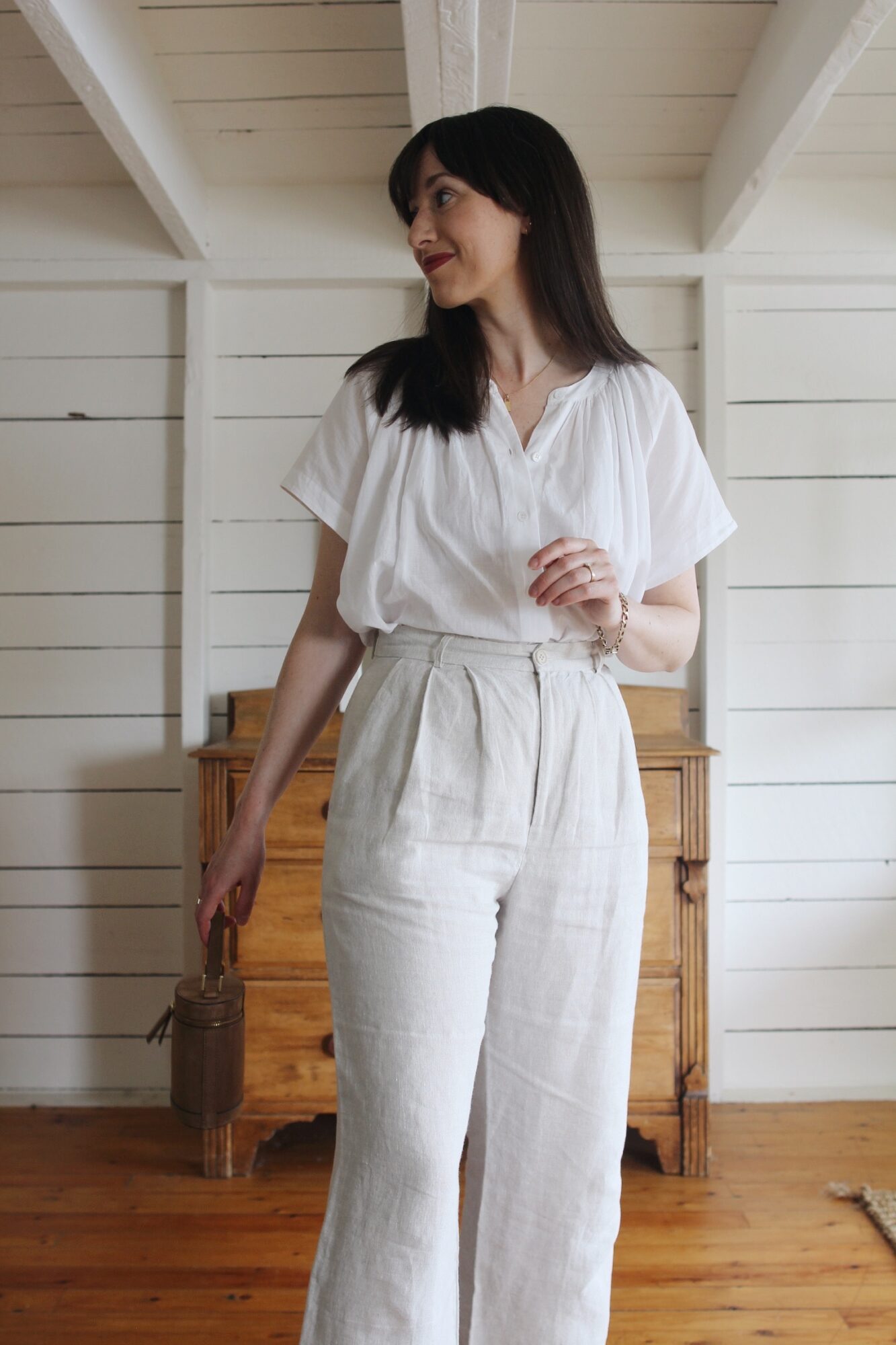STYLE BEE - WILLOW BLOUSE, LINEN TROUSERS, SUEDE BAG & NEUTRAL FLATS