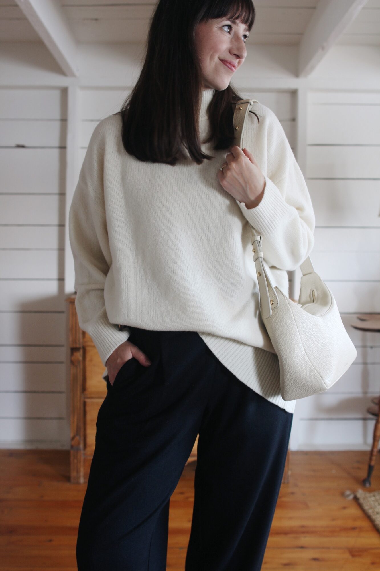 RETREAT MOCKNECK, WOOL PANT, CHELSEA BOOTS, TRÈS CHIC BAG